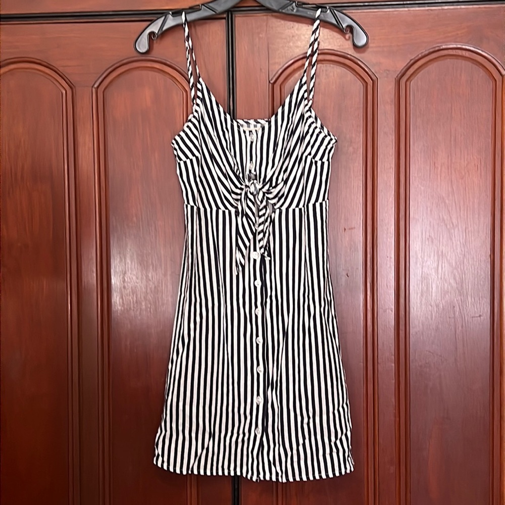 L.A. Hearts Cute Button Down Tie Front Spaghetti Strap Striped Dress Size Small
